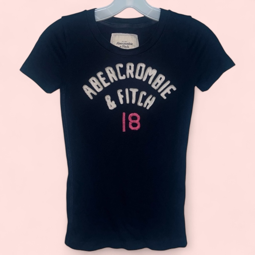 EUC Abercrombie & Fitch Y2K Slim Fit Short Sleeve T-Shirt, Size Women’s XS